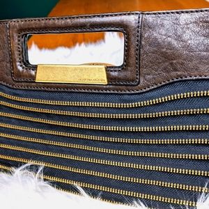 *Like New* BCBG Zipper Detail Clutch